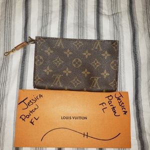 💯Authentic Bucket PM Pouch💯